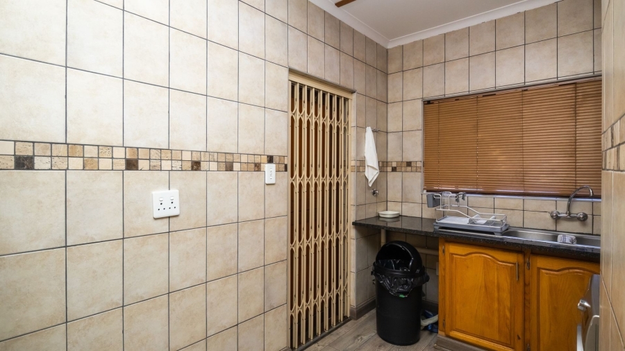3 Bedroom Property for Sale in Safari Gardens North West